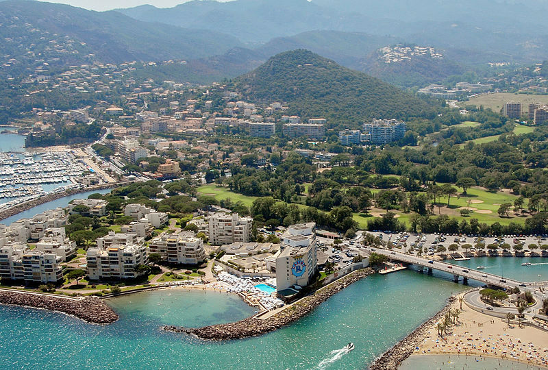 Les meilleures activités nautiques à faire à Mandelieu