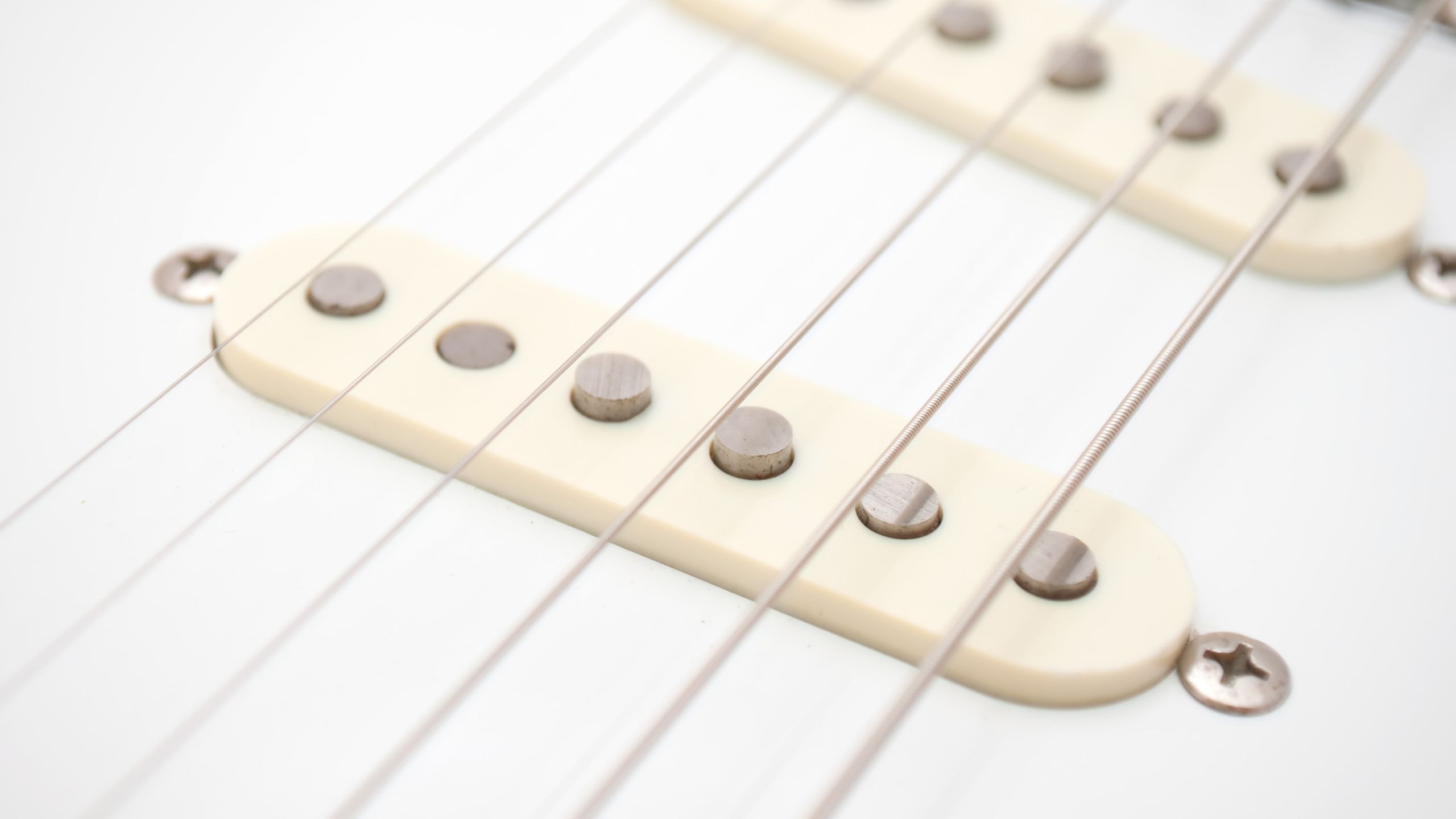 Comment choisir ses cordes de guitare ?