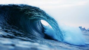 vague pour surfer à la mer